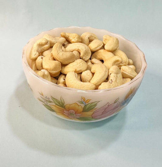 Cashew Nuts W240 (Large)